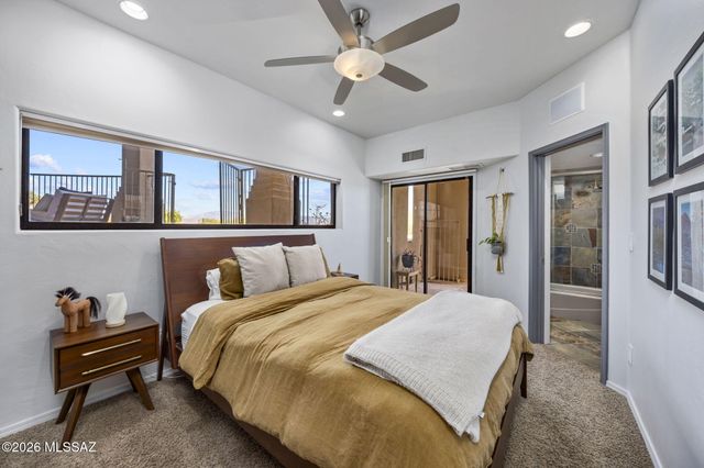 6255 N Wilmot Road, Tucson, AZ 85750