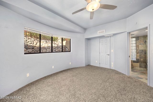 6255 N Wilmot Road, Tucson, AZ 85750