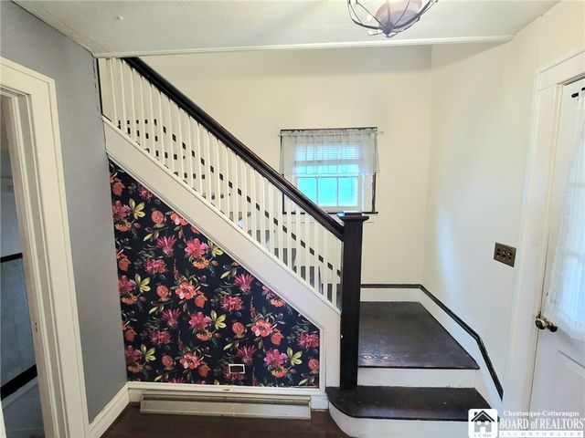 85 Dearborn Street, Jamestown, NY 14701