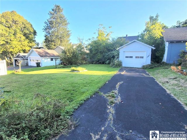 85 Dearborn Street, Jamestown, NY 14701