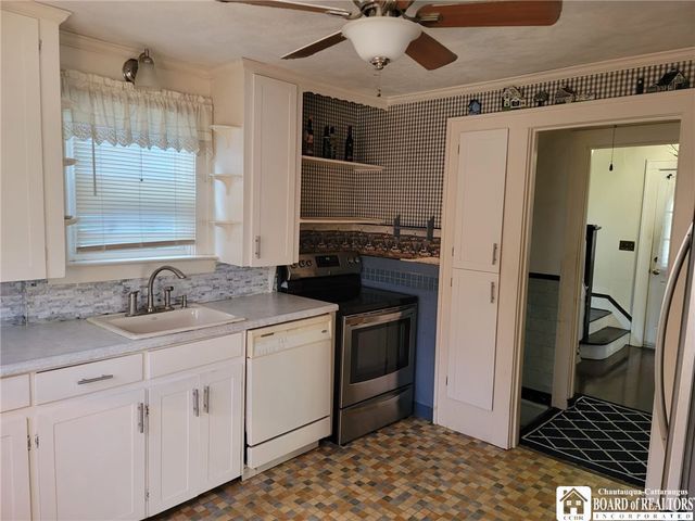 85 Dearborn Street, Jamestown, NY 14701