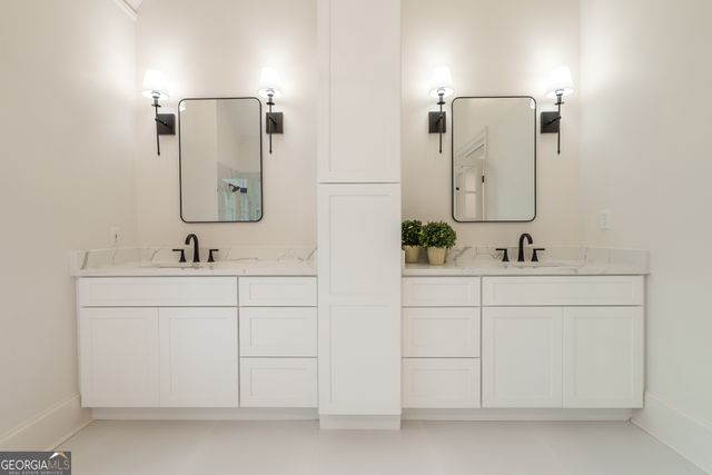 50 Highlands Ridge Lane, Oxford, GA 30054