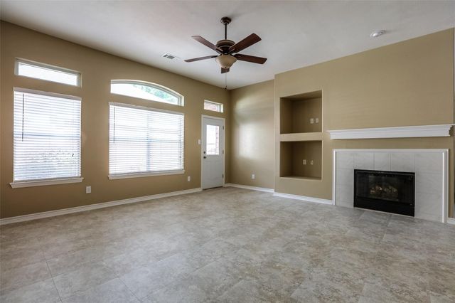 131 Avonlea Drive, The Woodlands, TX 77382