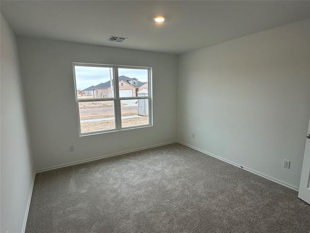 1133 Sunflower Lane, Newcastle, OK 73065