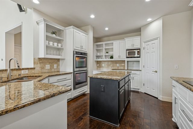 5120 Remington Park Drive, Flower Mound, TX 75028