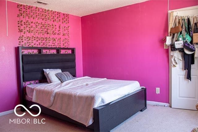 10105 Yosemite Lane, Indianapolis, IN 46234