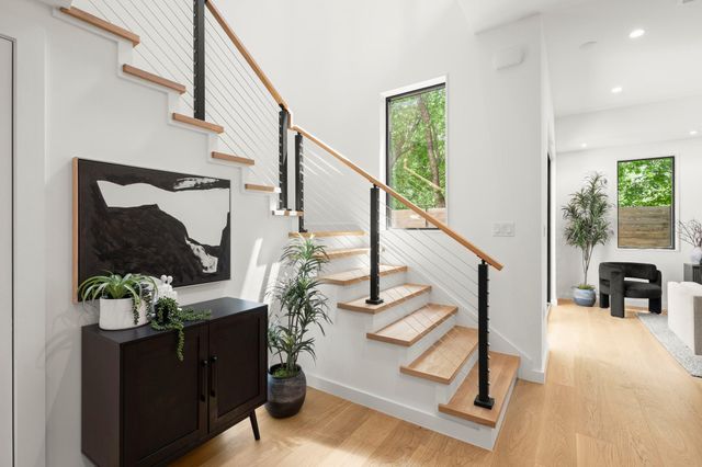 5511 Joe Sayers Ave B, Austin, TX 78756