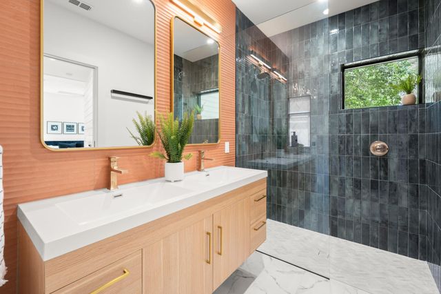 5511 Joe Sayers Ave B, Austin, TX 78756
