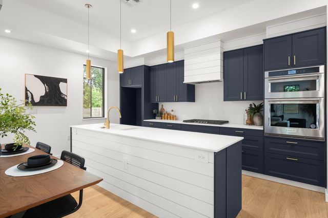 5511 Joe Sayers Ave B, Austin, TX 78756