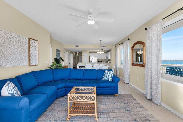 8577 Gulf Boulevard APT 501, Navarre, FL 32566