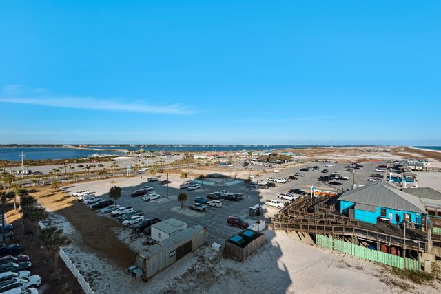 8577 Gulf Boulevard APT 501, Navarre, FL 32566