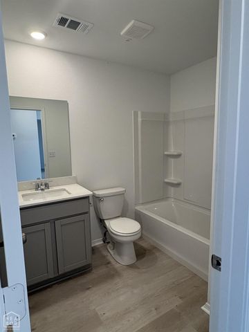 5250 Orchard Pass, Jonesboro, AR 72404