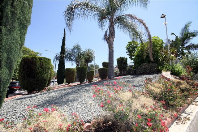1036 S Grande Vista, Los Angeles, CA 90023