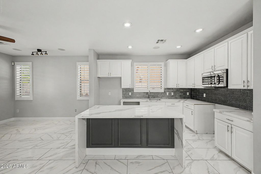 9392 W PAYSON Road, Tolleson, AZ 85353 — photo 4