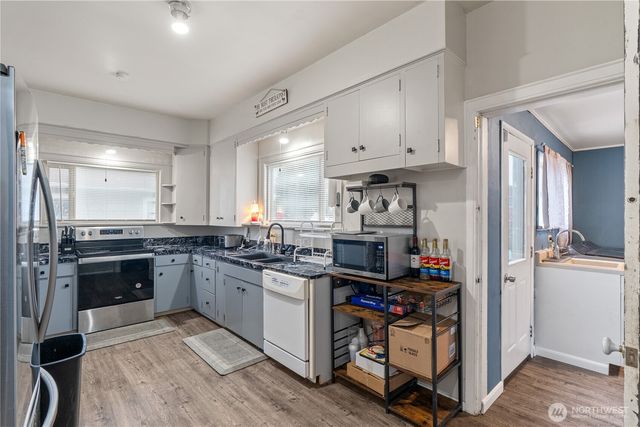 619 Spruce Street, Hoquiam, WA 98550