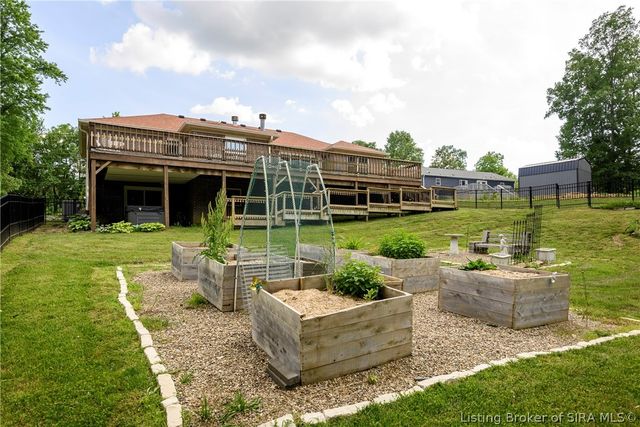 3221 Cummins Road, Borden, IN 47106