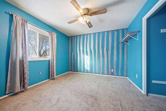 941 104th Avenue NW, Coon Rapids, MN 55433