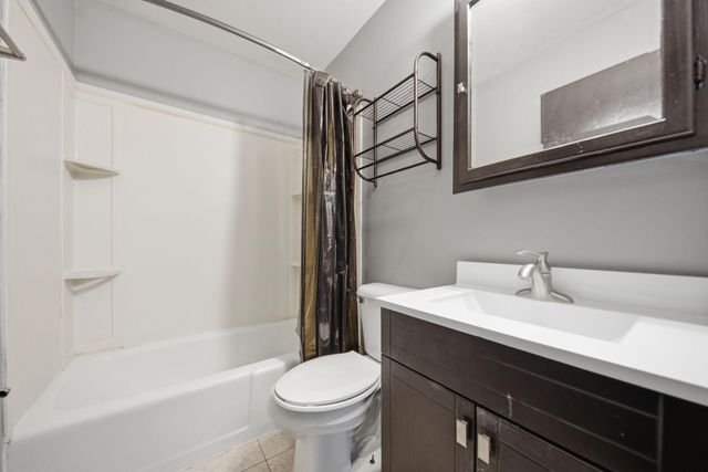 941 104th Avenue NW, Coon Rapids, MN 55433