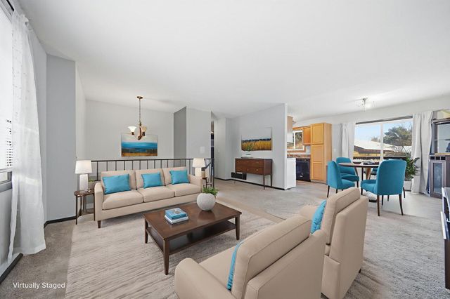 941 104th Avenue NW, Coon Rapids, MN 55433