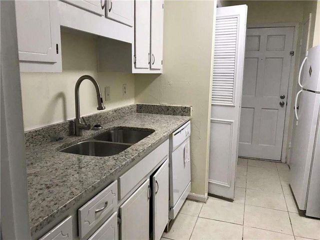 3090 Parc Lorraine, Lithonia, GA 30038