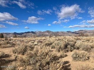 150 Potosi Road, Dayton, NV 89403