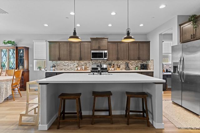 1732 Stinson Way, Plumas Lake, CA 95961