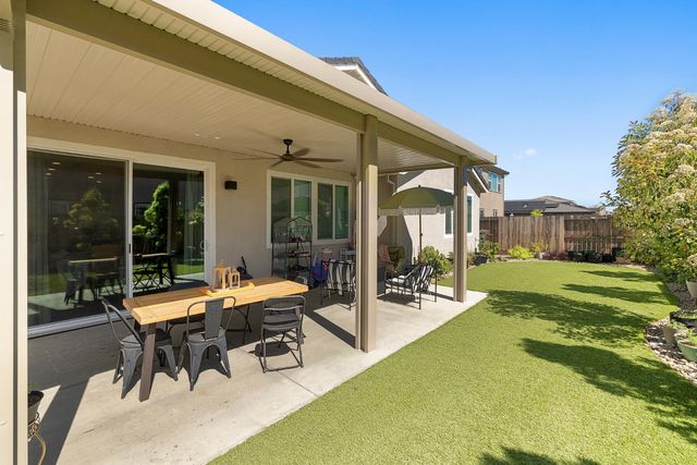 1732 Stinson Way, Plumas Lake, CA 95961