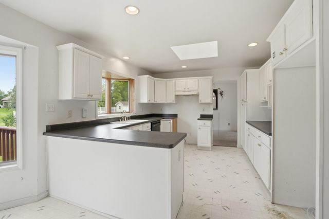 13320 Waverly Avenue, St. John, IN 46373