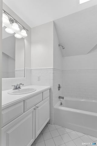 15 North Salem Road, Ridgefield, CT 06877