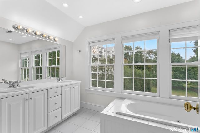 15 North Salem Road, Ridgefield, CT 06877