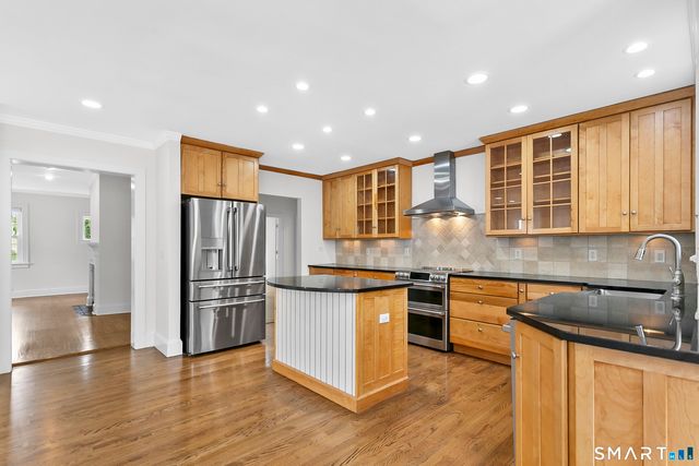 15 North Salem Road, Ridgefield, CT 06877
