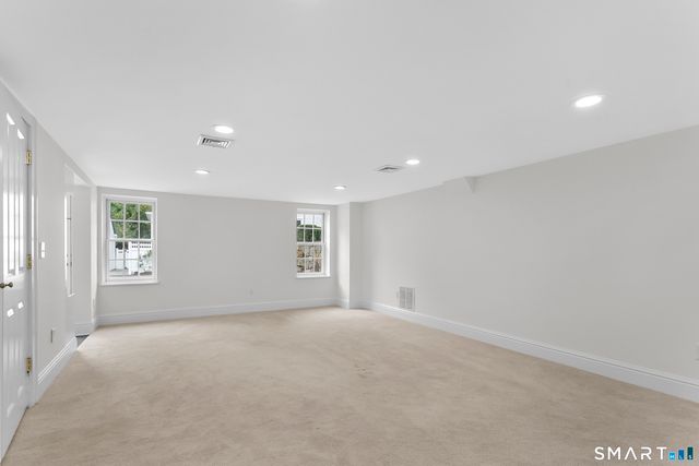 15 North Salem Road, Ridgefield, CT 06877