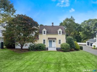 15 North Salem Road, Ridgefield, CT 06877