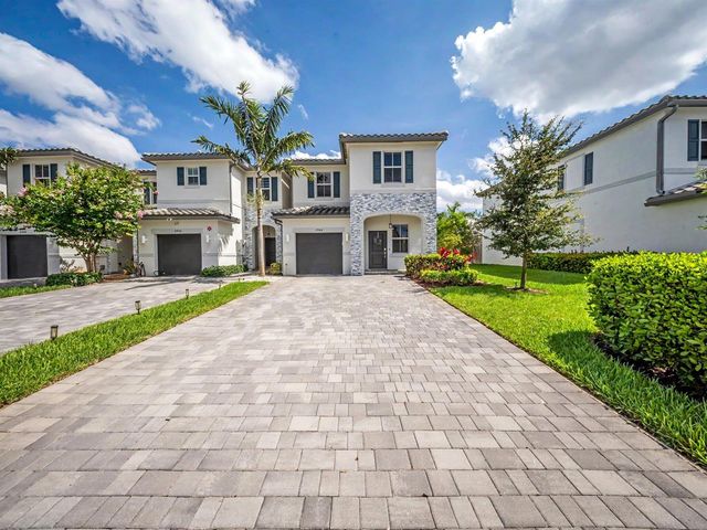 11968 NW 47th Manor, Coral Springs, FL 33076