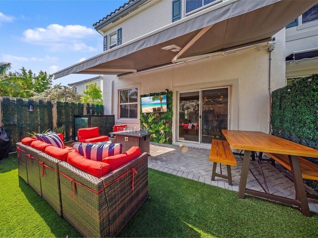 11968 NW 47th Manor, Coral Springs, FL 33076