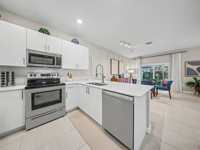 11968 NW 47th Manor, Coral Springs, FL 33076