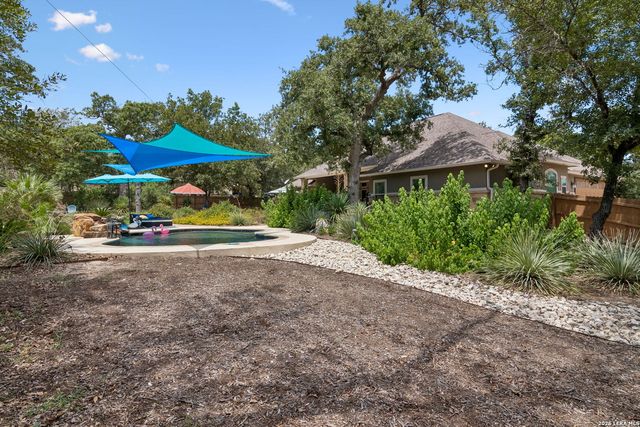 224 Champions Blvd, La Vernia, TX 78121