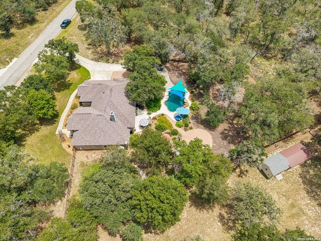224 Champions Blvd, La Vernia, TX 78121