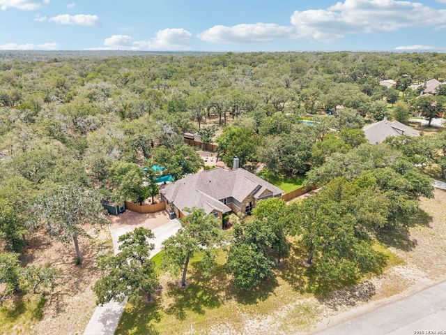 224 Champions Blvd, La Vernia, TX 78121