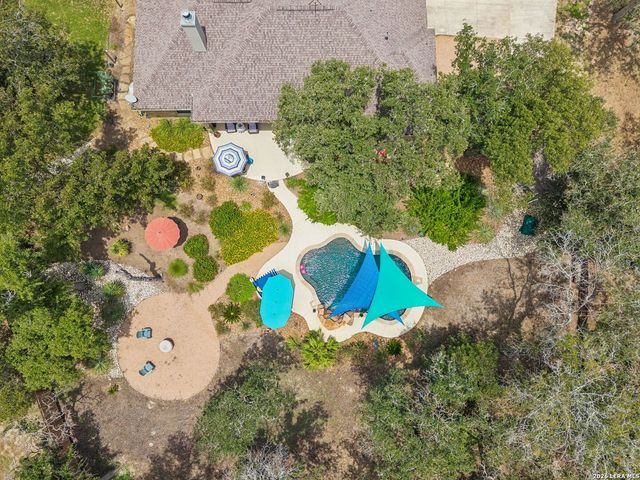 224 Champions Blvd, La Vernia, TX 78121