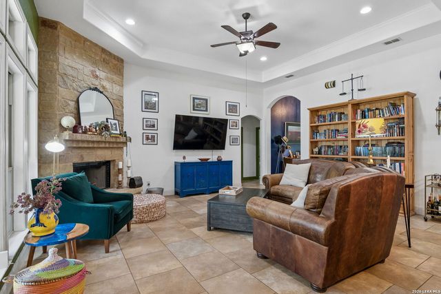 224 Champions Blvd, La Vernia, TX 78121