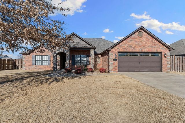 212 Sussex Avenue, Lowell, AR 72745