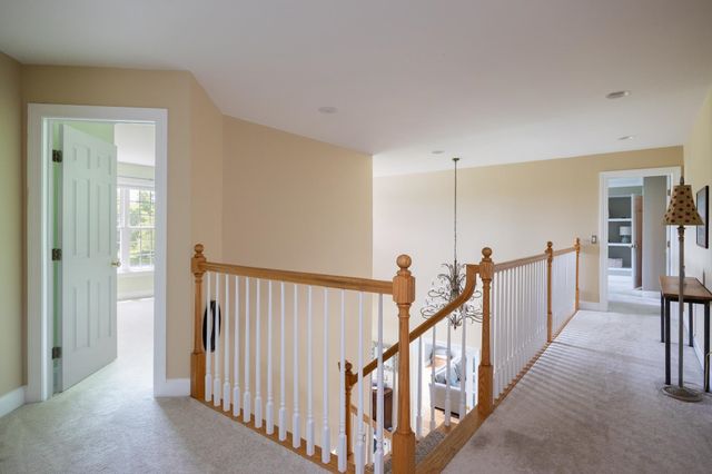 803 Nowland Farm Road, South Burlington, VT 05403