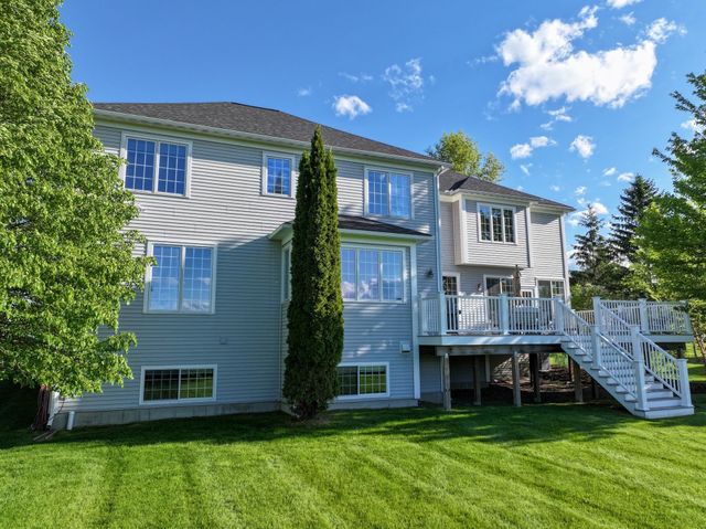 803 Nowland Farm Road, South Burlington, VT 05403