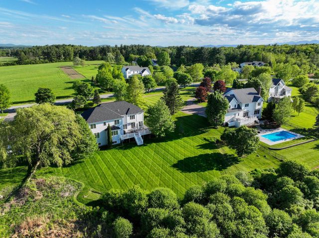 803 Nowland Farm Road, South Burlington, VT 05403
