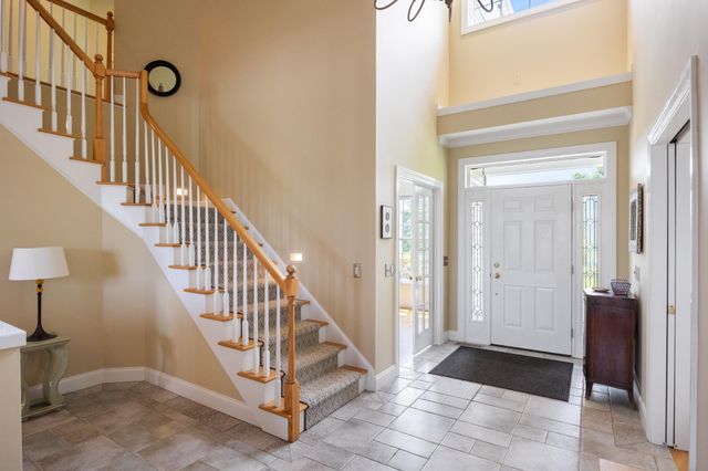 803 Nowland Farm Road, South Burlington, VT 05403