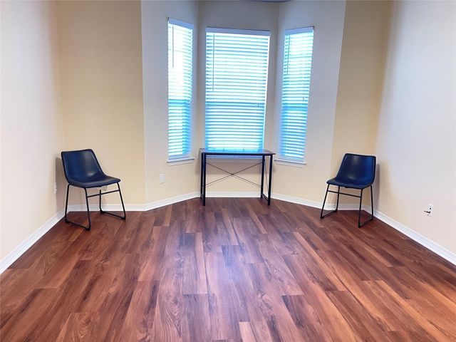 305 Holleman Drive E 202, College Station, TX 77840