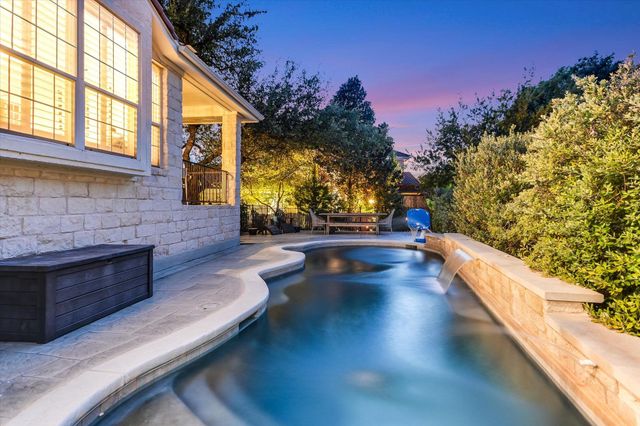 43 LOST MEADOW TRL, The Hills, TX 78738
