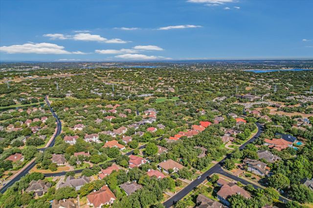 43 LOST MEADOW TRL, The Hills, TX 78738