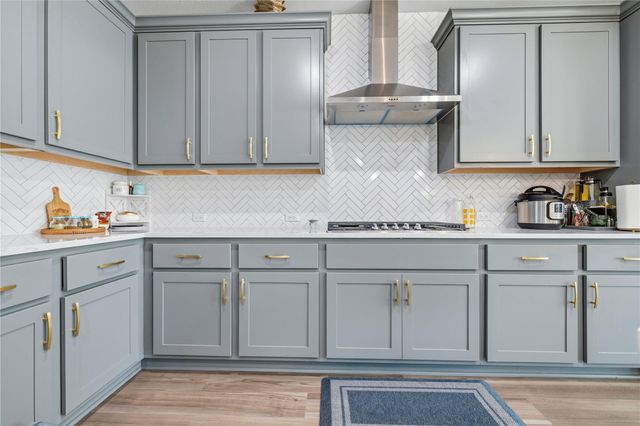 105 AUTUMN OAK WAY E, Georgetown, TX 78628